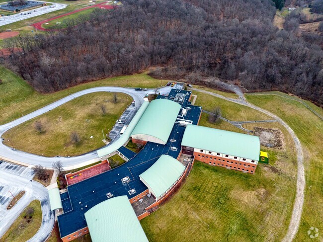 Economy Elementary School is a public K-5 school rated B by Niche.