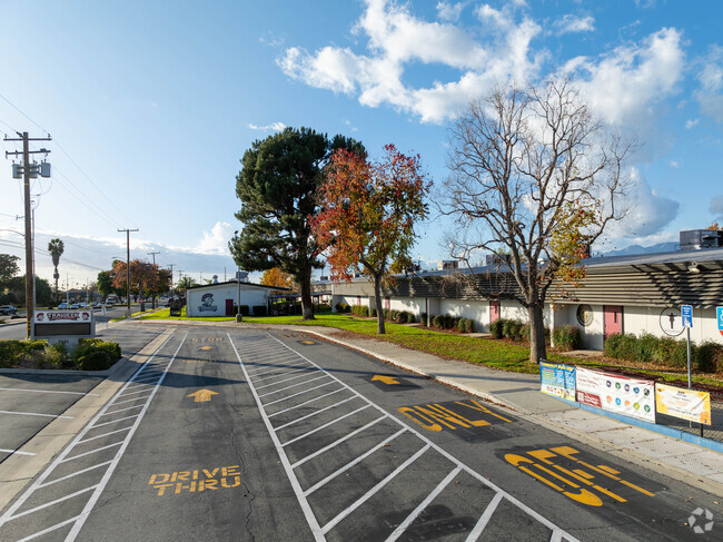 Traweek Middle Schoolis located in West Covina, California.
