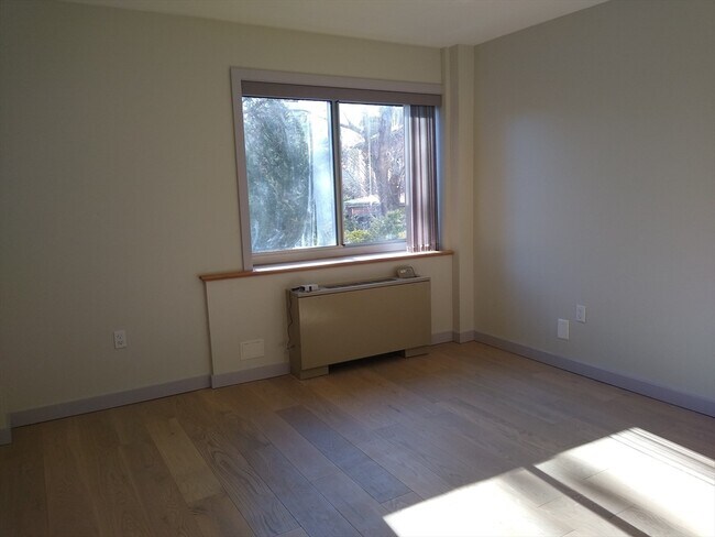 7 Concord Ave unit 316, Cambridge, MA 02138 - photo 5