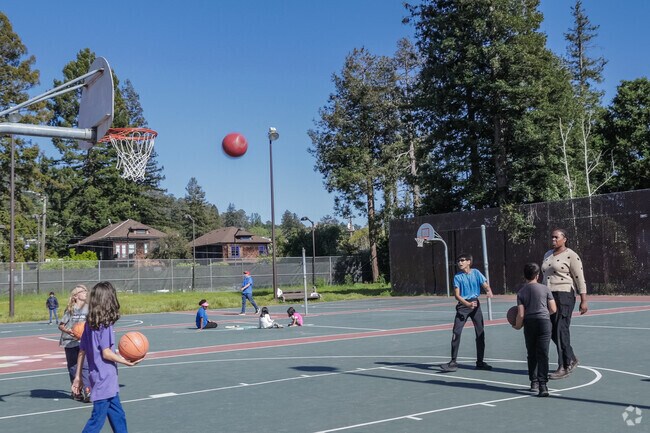 Northbrae  children enjoy basketball at the Live Oak Park