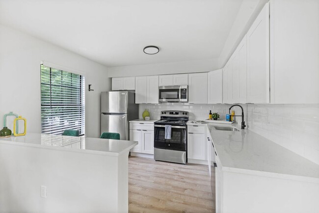 Princeton Gardens, Princeton, NJ 08540 - photo 2