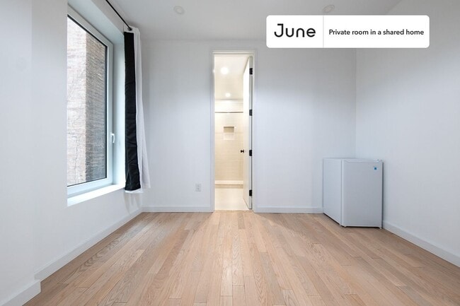 624 E 17th St unit C, Brooklyn, NY 11226 - photo 3