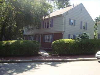 8 Quebec St Unit 1, Portland, ME 04101