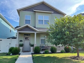 3810 W Pawnee Rd, Rogers, AR 72758