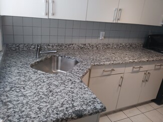 4817 Hull St Unit 1, Skokie, IL 60077