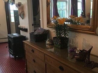 101 Paul Ave Unit 1, Hudson, NY 12534