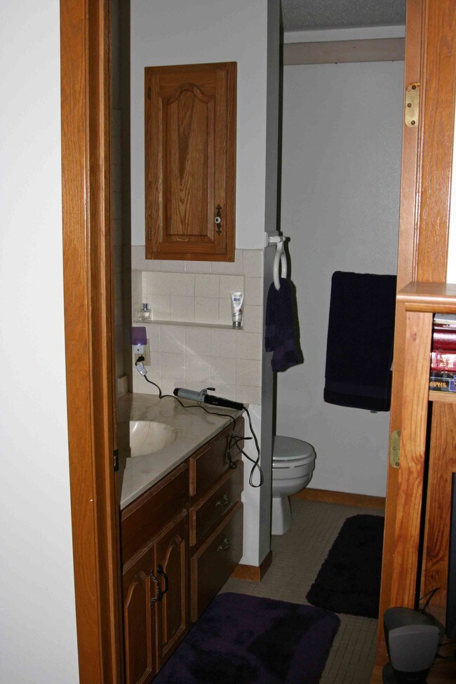 608 N 4th St unit 1, Mankato, MN 56001 - photo 7