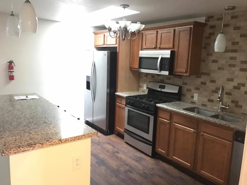 102 N Gilfillan St, Franklin, PA 16323 - photo 1