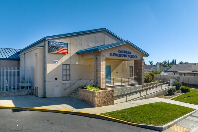 Calimesa Elementary School's diverse structures inspire creativity, shaping vibrant learning.