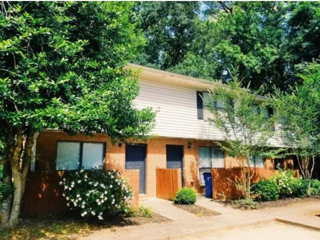 113 Ridgeview Ct unit 115 Ridge View Court, Peachtree City, GA 30269 - photo 2