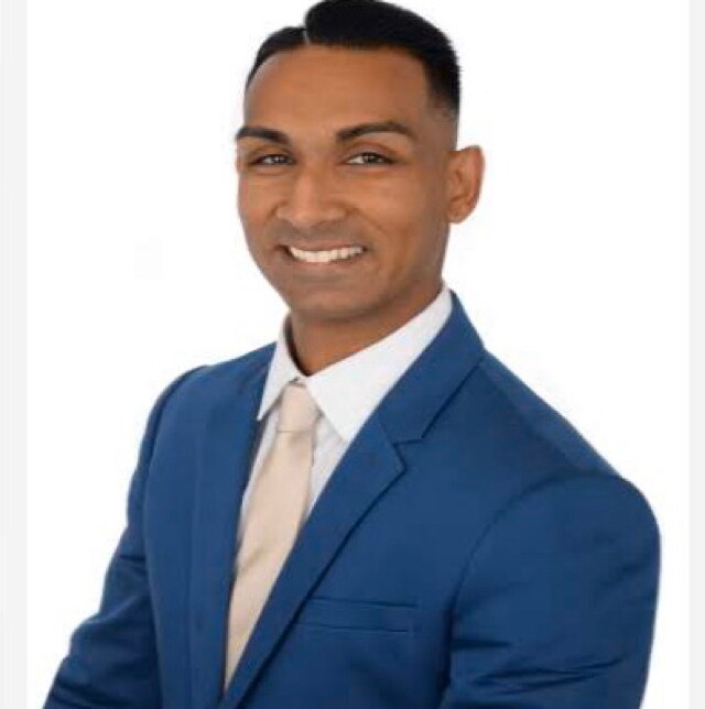 Agent Photo