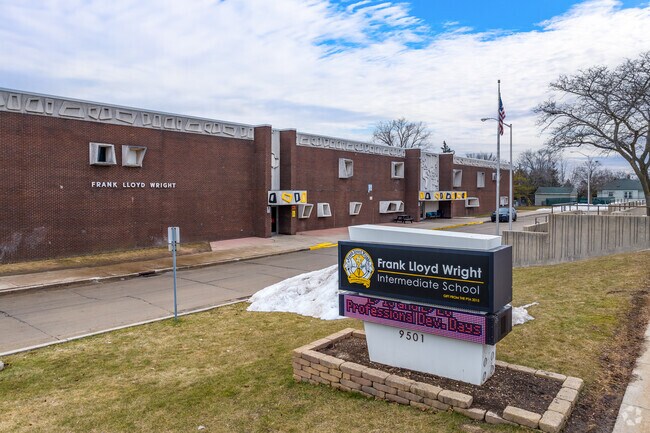 Orchard Hills students can attend nearby Frank Lloyd Wright Intermediate School.