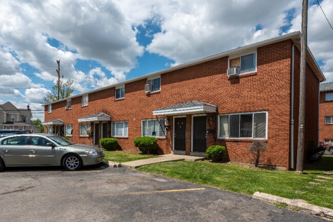 800 Harrisburg Pike unit 800 C5, Columbus, OH 43223 - photo 7