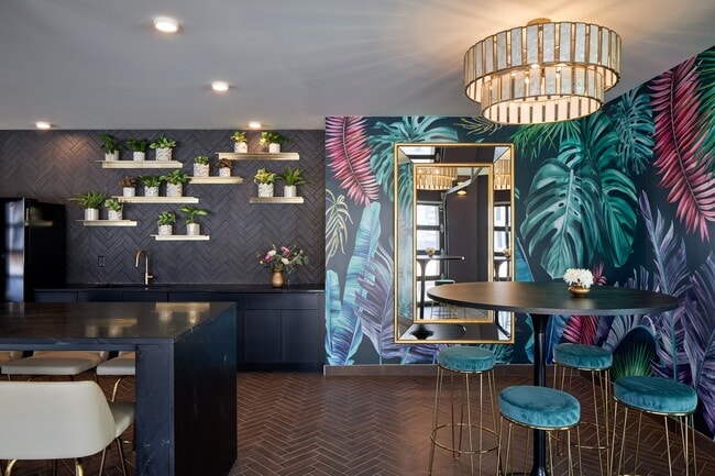 Parallel, Omaha, NE 68106 - photo 7