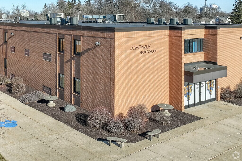 Somonauk High School is located off of Market street.