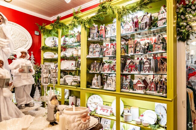 You can find a last minute gift at 5 Chefs in Portland.