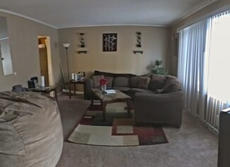 7817 45 1 2 Ave N Unit 7819, New Hope, MN 55428