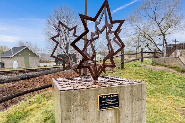 The sculpture Star Gazer honors Matthew Townsend Parker in Bowdoinham, Maine.