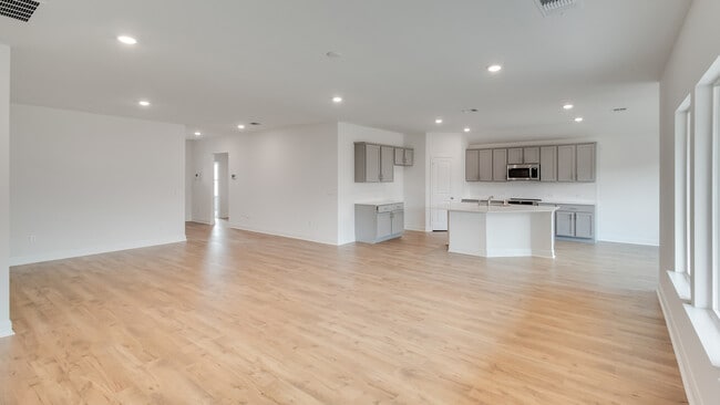 544 Tekoa Dr, Georgetown, TX 78628 - photo 6