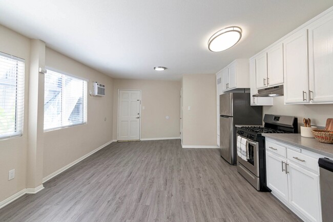 Highland Parc South - Near UCR, Riverside, CA 92507 - photo 7