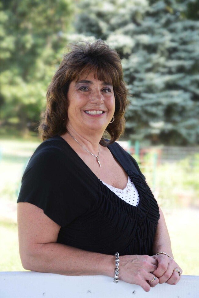 Tina Seniff
