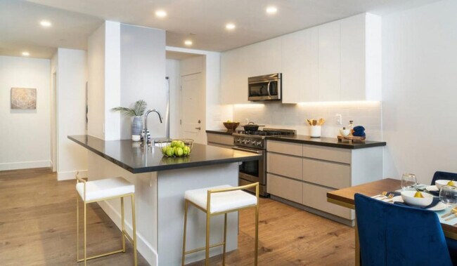 350 Sharon Park Dr unit ID1266651P, Menlo Park, CA 94025 - photo 7