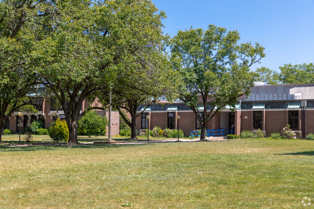 Welcome to J. Witherspoon Middle School in Princeton, NJ.