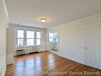3 Langdon St Unit 42, Cambridge, MA 02138