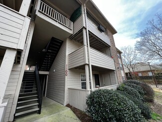 1101 Chapel Creek Dr Unit 1101, Hoover, AL 35226
