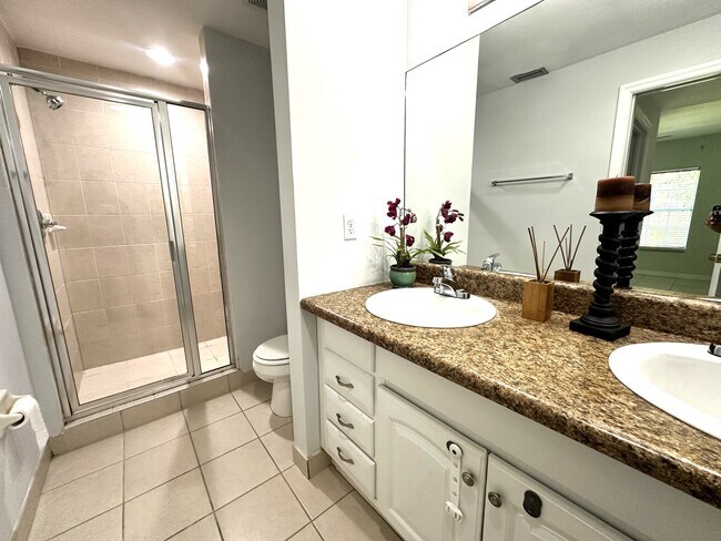 8423 Bernwood Cove Loop unit 401, Fort Myers, FL 33966 - photo 7