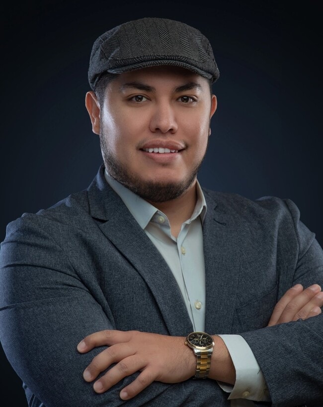 Agent Photo