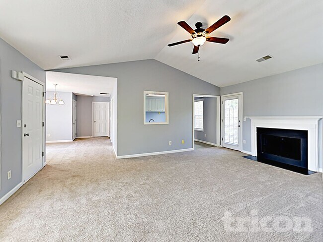 623 Bowling Ln, Winder, GA 30680 - photo 5