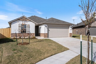 445 Haven St, Yukon, OK 73099