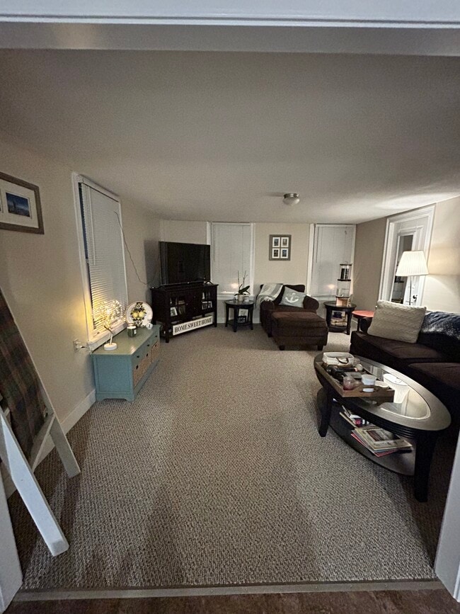 163 N Main St unit 2nd Floor, Southington, CT 06489 - photo 5