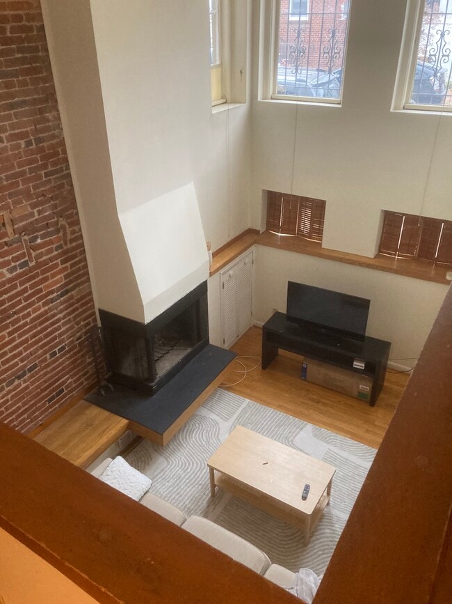 1772 Willard St NW, Washington, DC 20009 - photo 2