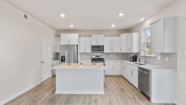 0 Hillside Dr unit 38519820, Mayo, MD 21037 - photo 7