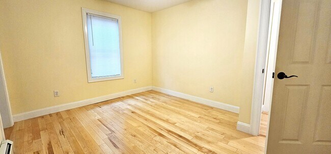 33 Intervale Ave unit 1, Burlington, VT 05401 - photo 6