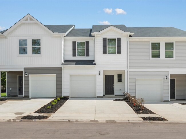 829 Ernest Ln, Lyman, SC 29365 - photo 2