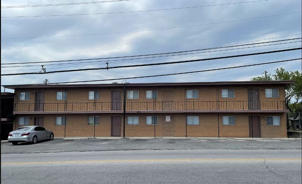 807 W Hallmark Ave unit D, Killeen, TX 76541 - photo 1