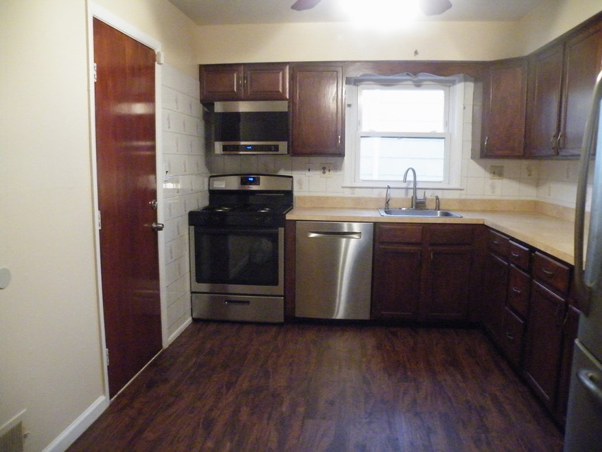 213 E 9th Ave unit 2, Roselle, NJ 07203 - photo 1