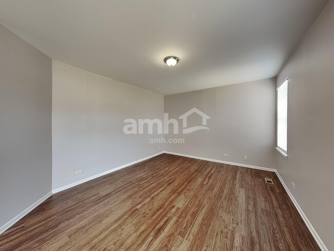 2766 Middleton Ct, Aurora, IL 60503 - photo 7