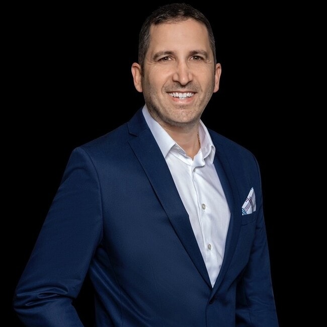 Agent Photo