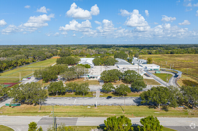 Blackburn Elementary School is a public school located in Palmetto, Florida.
