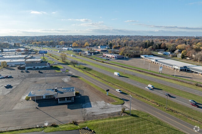 East Fairmount neighborhood is an easy commute to Canton and other cities.