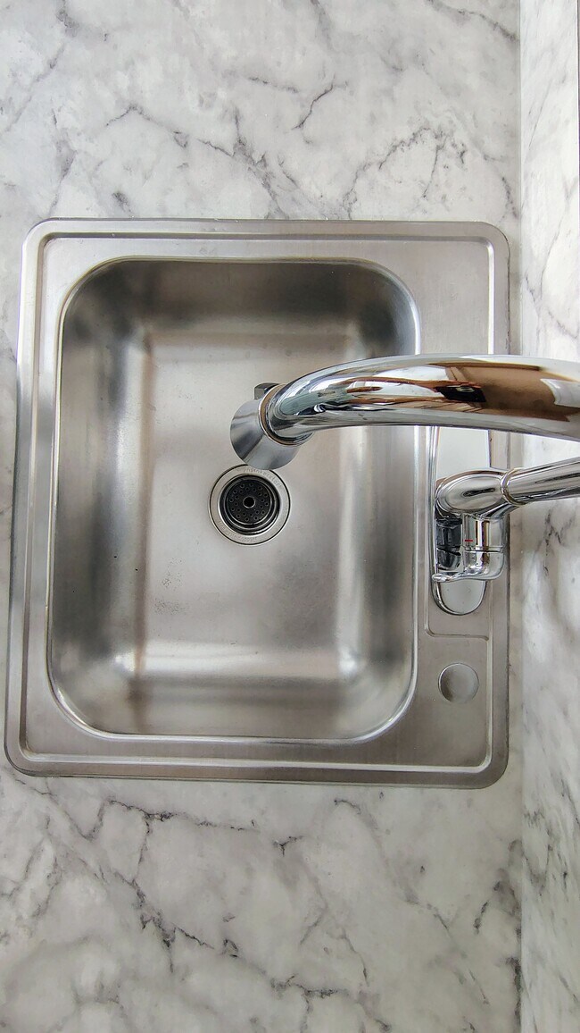 24757 Bashian Dr, Novi, MI 48375 - photo 7