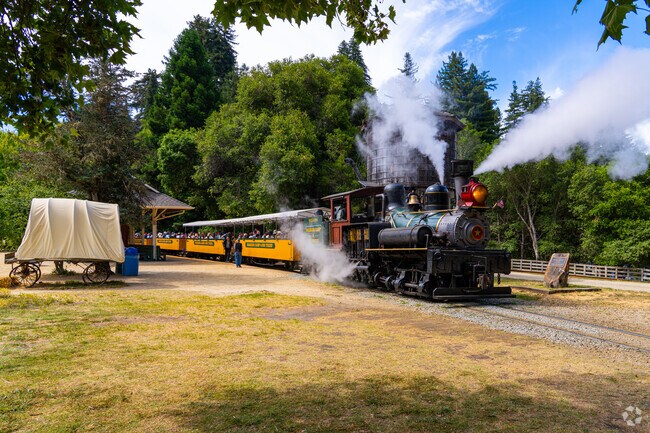 The Redwood Forest Steam Train at Roaring Camp offers scenic rides near Mount Hermon.