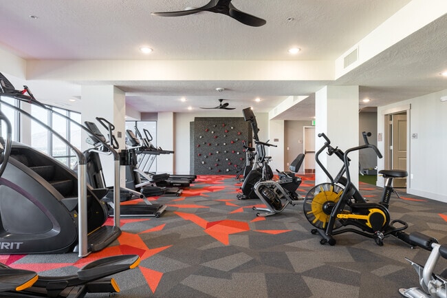 Point of View Apartments, Draper, UT 84020 - photo 7