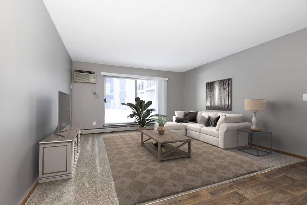 Maplewood, Maplewood, MN 55109 - photo 1