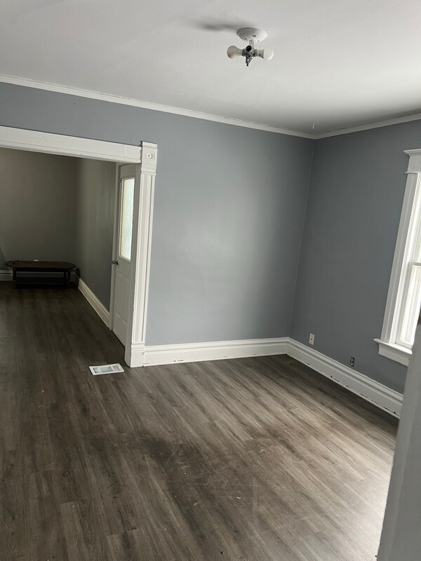 1221 9th St unit 1, Rockford, IL 61104 - photo 5