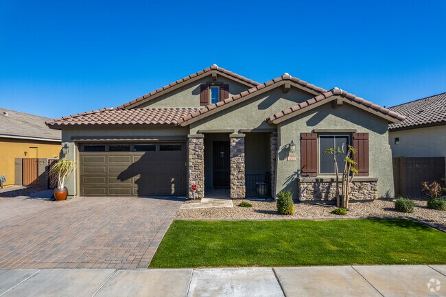 Homes in Canyon Trails sit on well-maintained lawns.